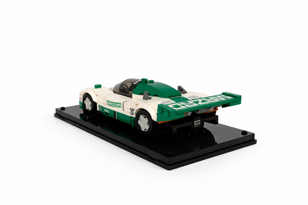 787B